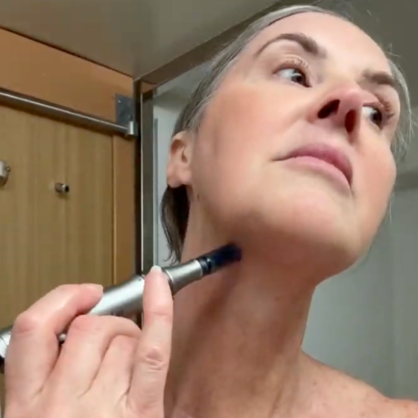VERA Rejuvenating Pen